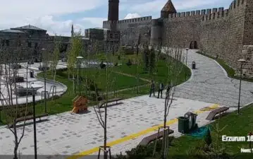 Erzurum Çifte Minareli Medrese Canlı izle